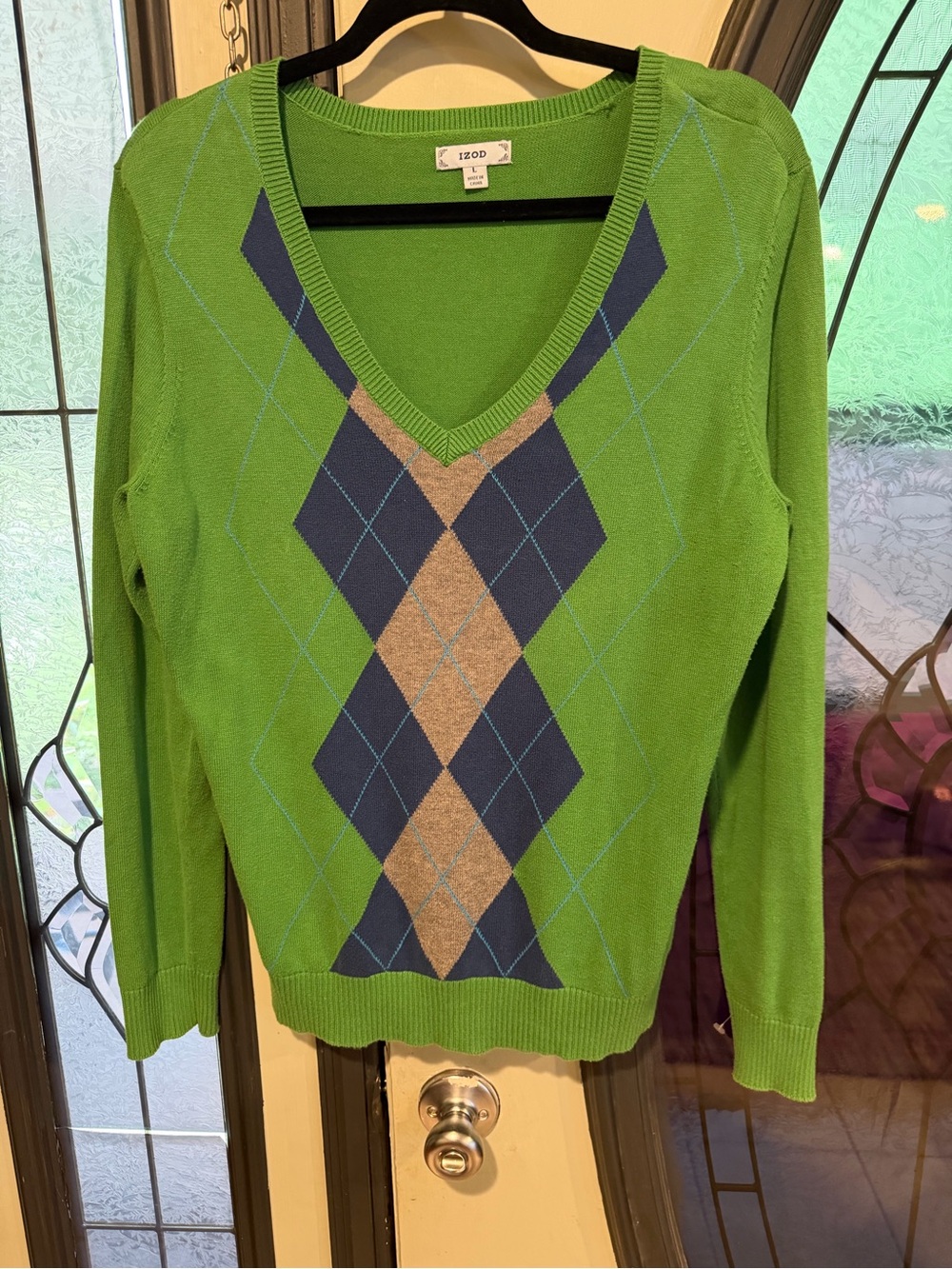 Vintage Izod Green V-Neck Argyle Sweater with Navy and Tan Diamond Pattern